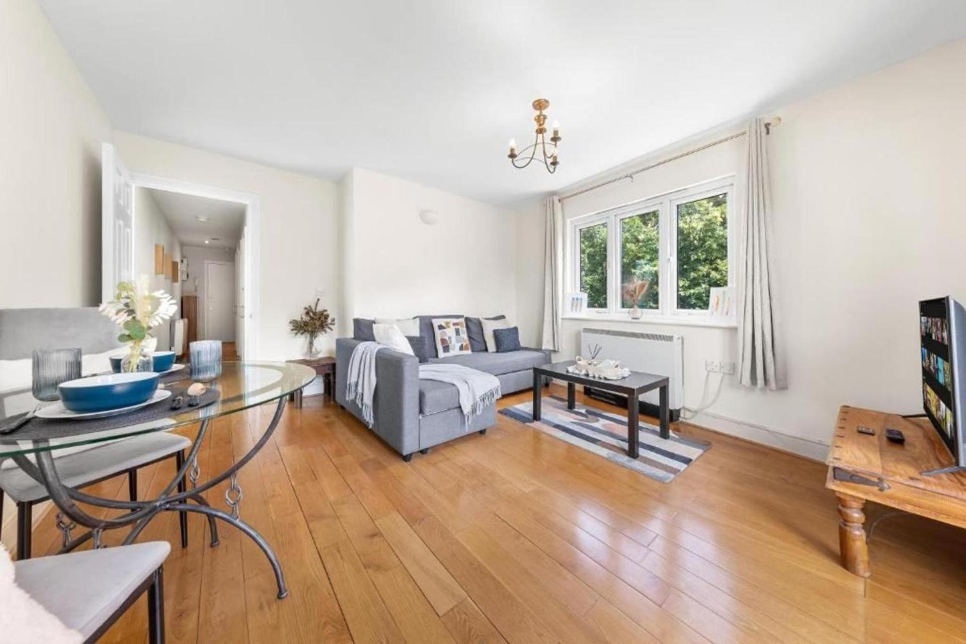 Cosy Near Canary Wharf Apartamento Londres